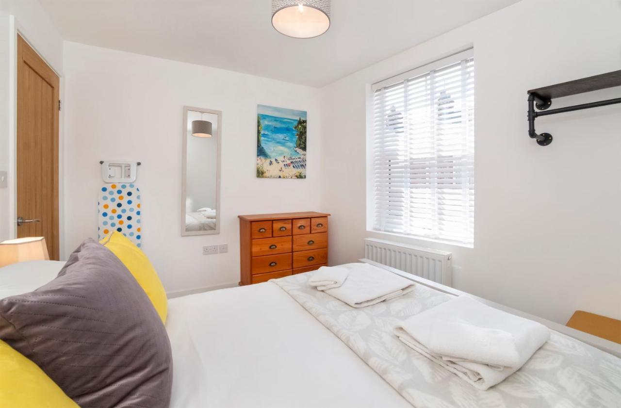 יורק Livingstone Street Apartments With Free Parking מראה חיצוני תמונה