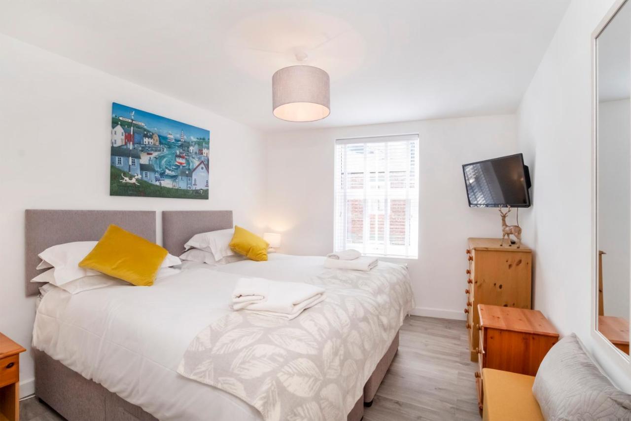 יורק Livingstone Street Apartments With Free Parking מראה חיצוני תמונה