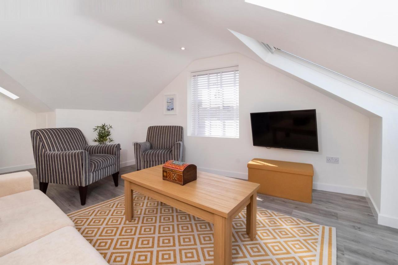 יורק Livingstone Street Apartments With Free Parking מראה חיצוני תמונה