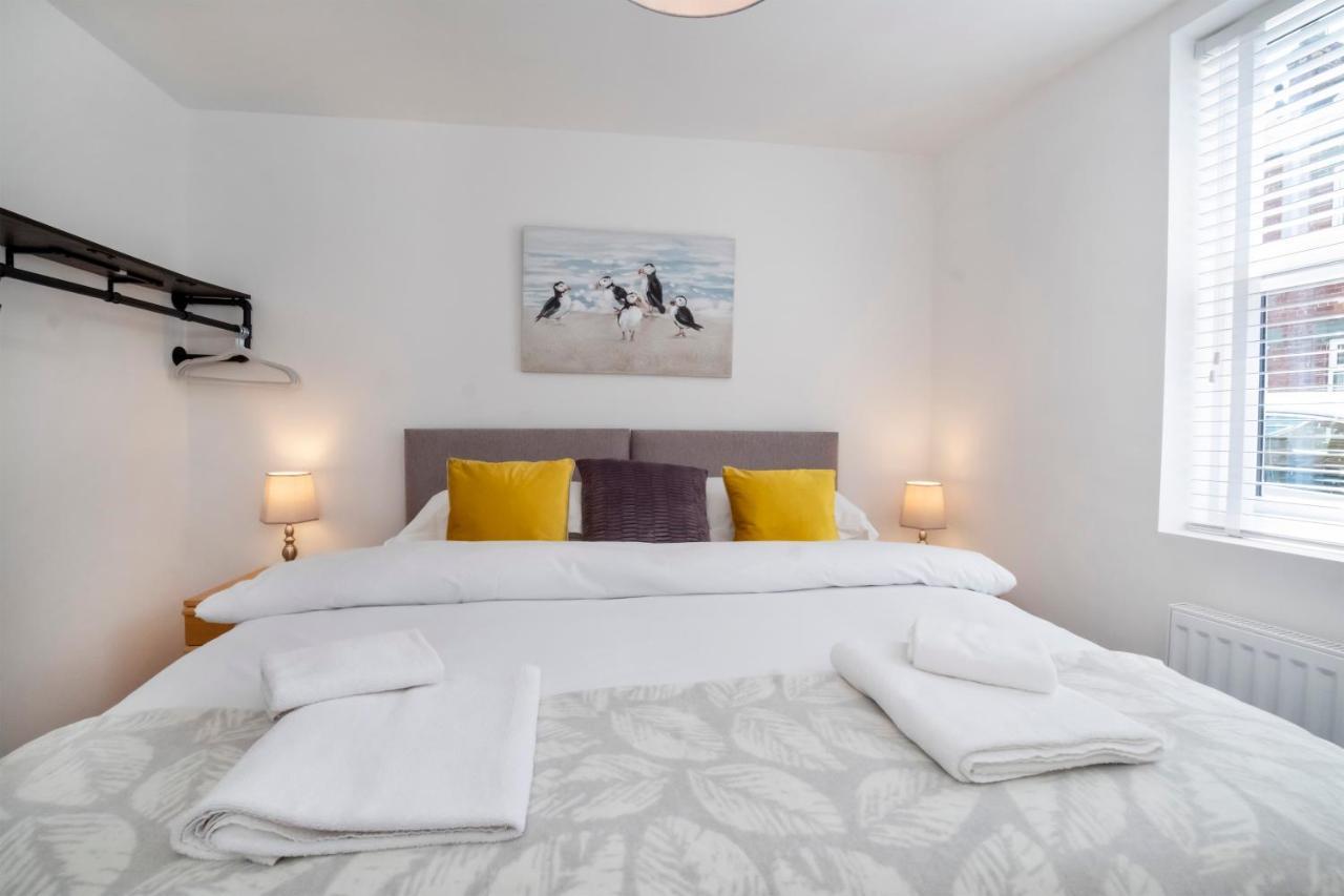 יורק Livingstone Street Apartments With Free Parking מראה חיצוני תמונה