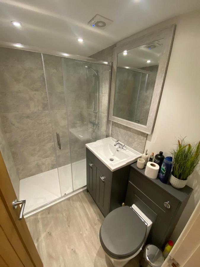 יורק Livingstone Street Apartments With Free Parking מראה חיצוני תמונה