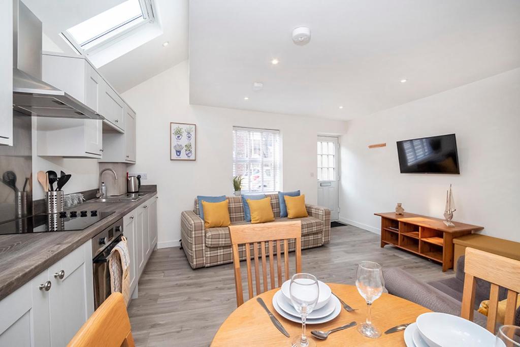 יורק Livingstone Street Apartments With Free Parking מראה חיצוני תמונה
